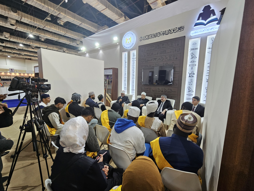 Cairo International Book Fair meeting — photo 2