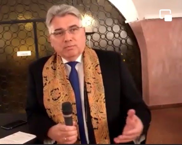 The Nobel Peace Prize laureate who still keeps his Azerbaijani passport