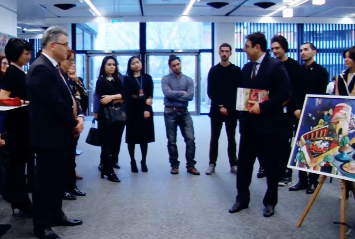 Exhibition of young artists Narmin Abdullayeva and Dilshad Imranova at the VIC (interviews)